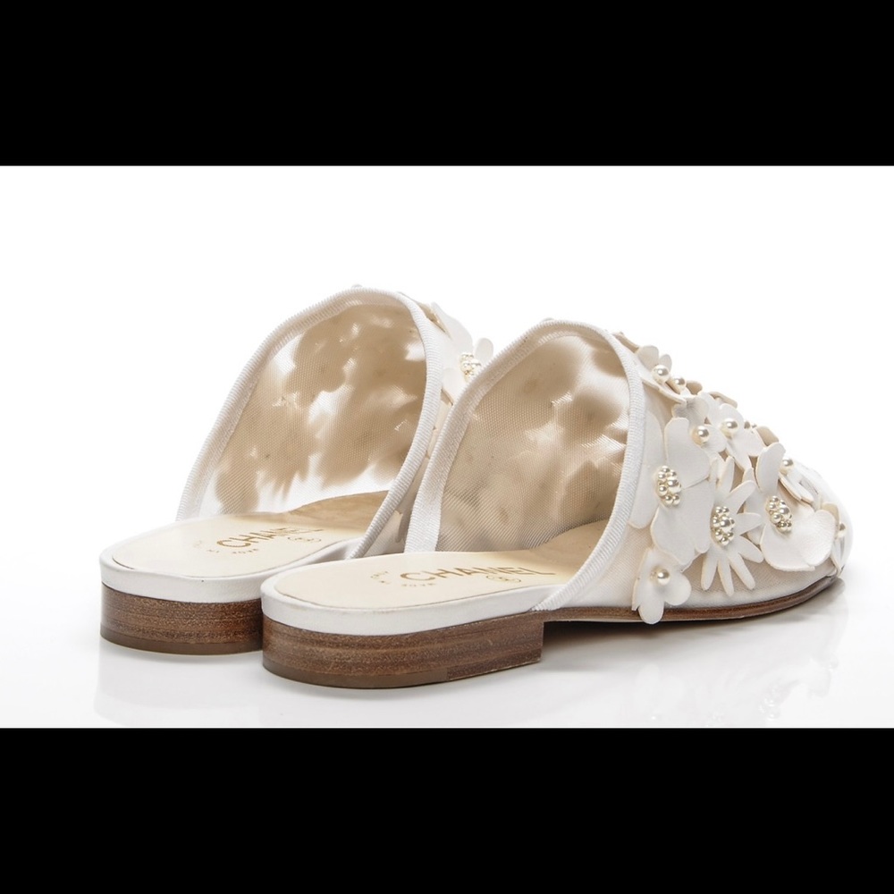 Chanel pearl sandal size 381/2 - Picture 9 of 10